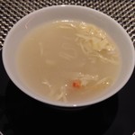 中国料理 「王朝」 - タラバ蟹肉 干し貝柱と湯葉入り百合根のスープ