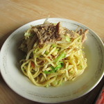 つり味 - 焼きそば500円　市販の焼きそば1.5玉分ぐらいかな？