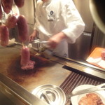 ビューアンドダイニングザスカイ - 鉄板焼きコーナー