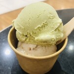 久世福商店 テラスモール湘南店 - 上はピスタチオ、下はイタリア栗のモンブラン