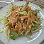 ラッキービリヤニハウス - 辛いサウザン的ドレッシングのサラダ