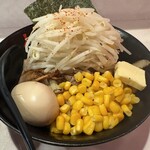 濃厚辛味噌ラーメン からみそや - 