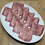 焼肉幸泉 - 黒タン塩