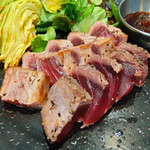 粋庵 - 厳選まぐろのレアステーキ御膳