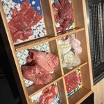 厚切り仙台牛タンと黒毛和牛食べ放題 焼肉倶楽部 - 