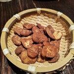 酒場 なるくち - 黒糖そら豆