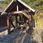 手造りそば 打墨庵 加瀬 - 店の外の喫煙所