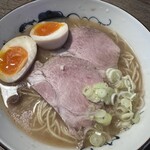 室蘭ラーメン 雷文 - 肉玉ラーメン ¥1100