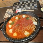 魔法のパスタ - バジルトマト