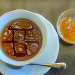 喫茶室 やすらぎ - 美味しさとアートのデュエット