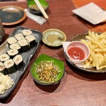 すし土風炉 - こはだがり巻き／梅しそ巻き／お通し／ポテトフライ