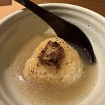 知多家 - 鍋に残っている出汁を入れて…