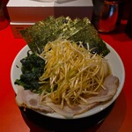 横浜家系ラーメン 山崎家 - 山崎ラーメン