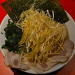 横浜家系ラーメン 山崎家 - 山崎ラーメン