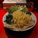 横浜家系ラーメン 山崎家 - 山崎ラーメン