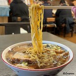 ふじわら屋 - 細めのちぢれ麺