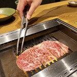 焼肉神威 - 進化したサーロインすき焼き