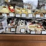 ソーグッドコーヒー&ベイク - スイーツがギッシリと並ぶショーケース