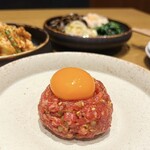 焼肉神威 - 神威ユッケ
