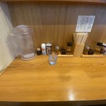 中華そば 笑歩 - カウンター席