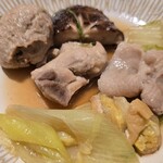 焼とり・ちゃんこ どすこい - 豚肉・鶏肉・肉団子など。