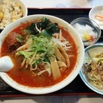 天福酒坊 - 辛味噌ラーメンとミニ五目炒飯