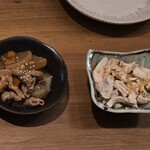 焼とり・ちゃんこ どすこい - お通し。