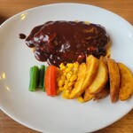 WEST - ハンバーグステーキライス コンビサラダ（1950円）