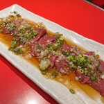 生ハラミと肉刺し 金肉屋 - 