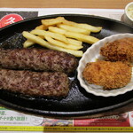 ブロンコ ビリー - 料理写真:炭焼きがんこハンバーグ&大粒牡蠣フライ