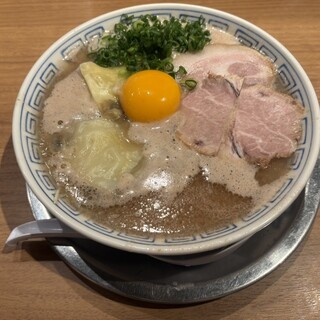 三代目 博多 だるま - 料理写真: