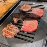 焼肉ホルモン 大松 - 