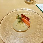 Ecru 117 - バターでしゃぶしゃぶした赤ヤガラ
      白トリュフ香るホワイトチョコのソース