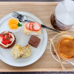 タスメット カフェ - 【2025.12】1stアニバーサリープレート(ドリンク付き・税込2,400円)