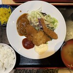 昭和レストラン 衣笠 - 