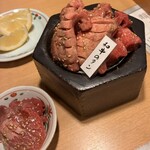 上田式焼肉 肉屋 - 