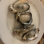 牡蠣とワインと魚と肉と。元住吉にて - 