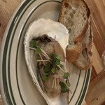 牡蠣とワインと魚と肉と。元住吉にて - 