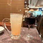 チャンパー - グァバサワーとモンスーンバレーワイン赤