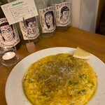 Bistro CLOVER - シラスと青唐辛子のオムレツ