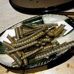 うなぎ 目白ぞろ芽 - 骨せんべい¥500