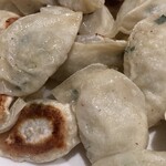 雲龍亭 - 焼き餃子