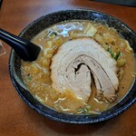 麺処 らふてる - 