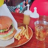 バーガーズ カフェ　トモトモ