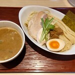 麺 ヒキュウ - 