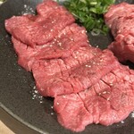 肉ホルモン処 萬 - 
