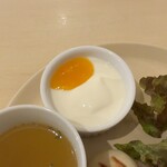fruit cafe Saita!Saita! - パニーニランチの自家製ジャム掛けヨーグルト