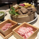 フォレスト・テーブル - 