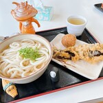たも屋 - 料理写真:本日の夜勤明け朝うどん