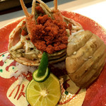 寿司栄 - ハイブリッド香箱蟹。蟹の身にオスを使っているそうです。